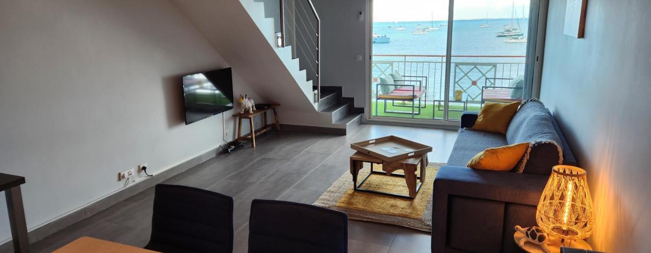 Beau Duplex Vue Mer Avec Piscine Et Acces Plage Marigot  Luaran gambar